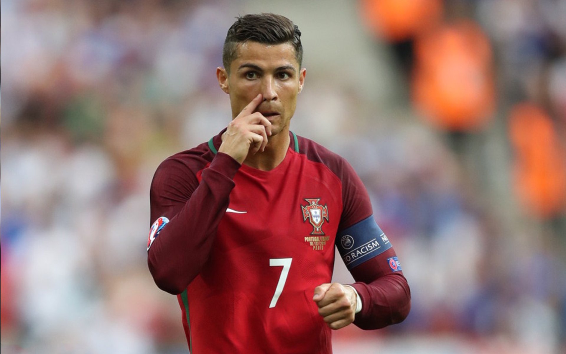 晋级下一阶段首场状态出色，巴黎圣日耳曼观众沸腾！，内马尔重返赛场比赛高潮迭起